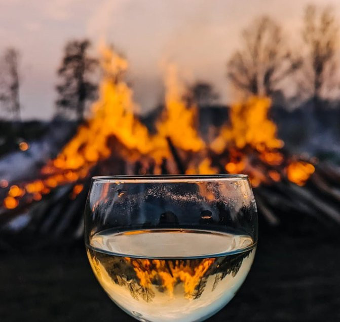 24_osterfeuer_04_linetsoj.jpeg
